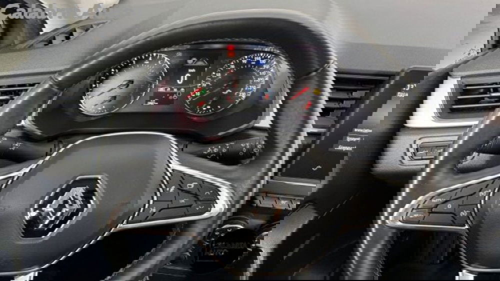 Renault Captur nuova a Reggio Calabria (9)