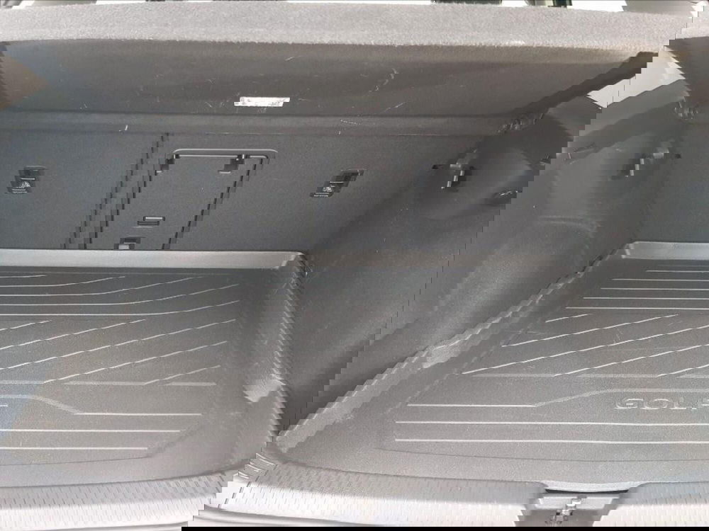 Volkswagen Golf usata a Lucca (15)