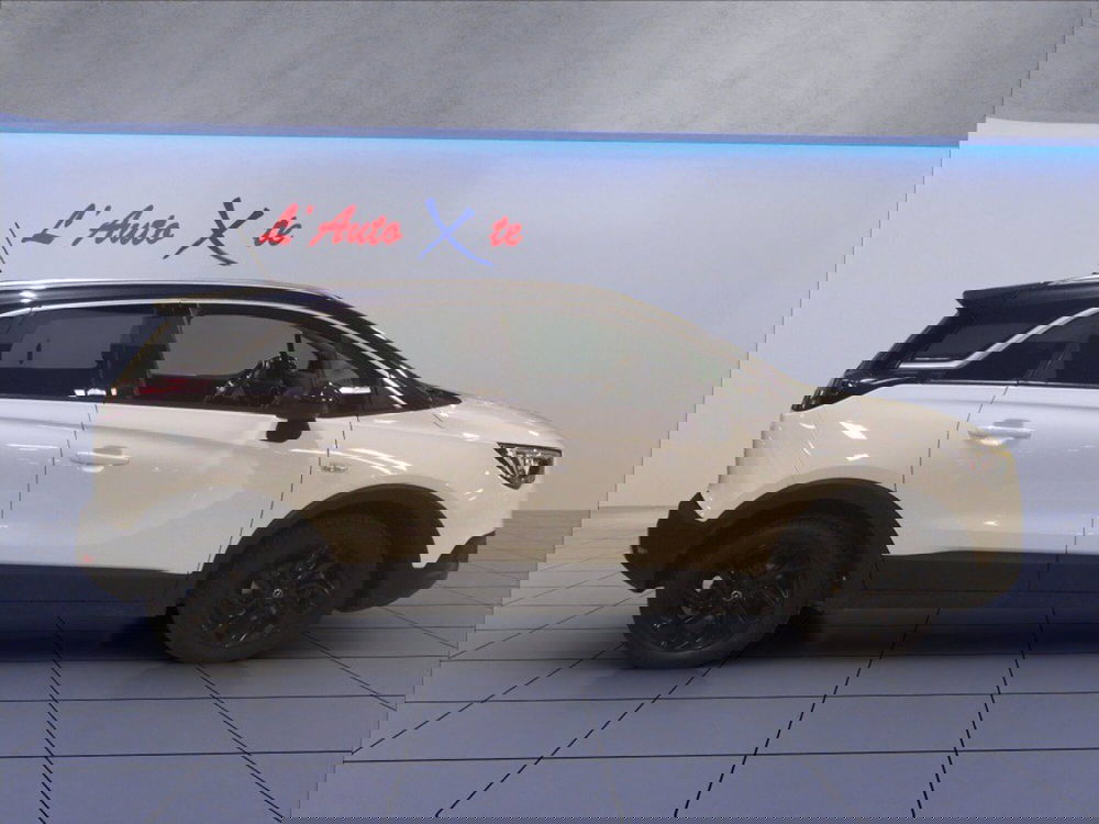 Opel Crossland X usata a Milano (8)