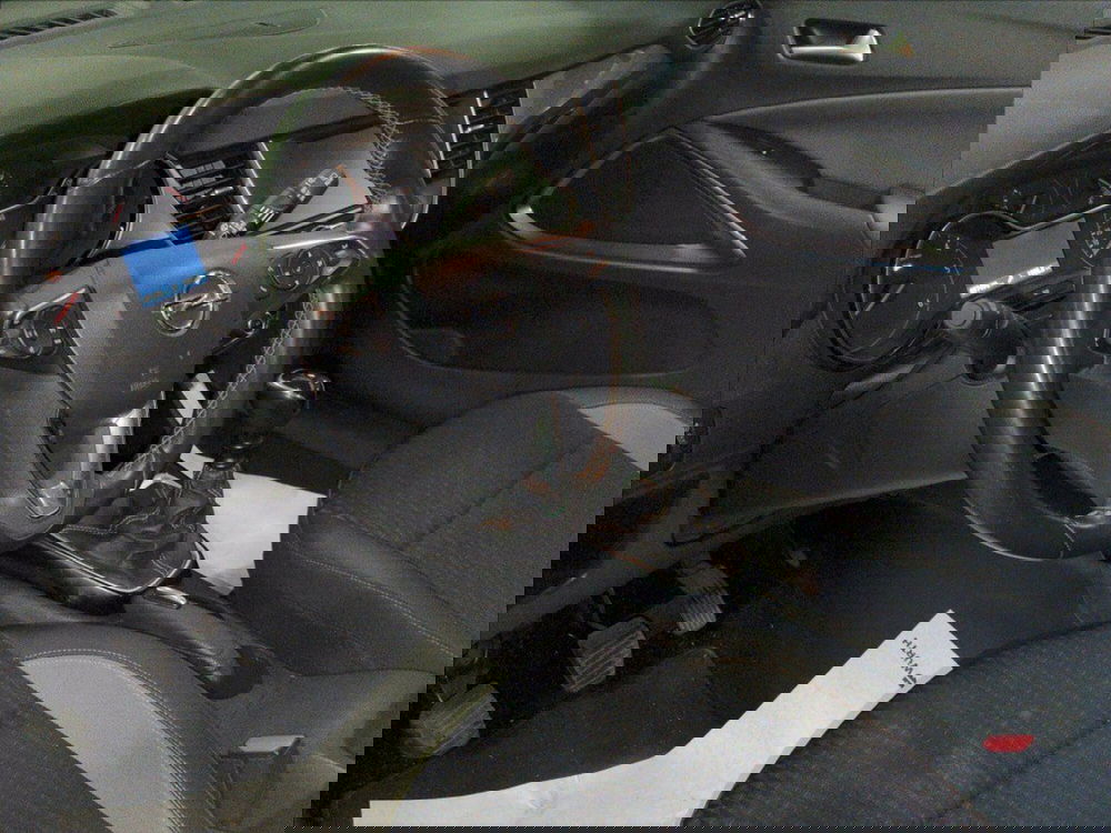 Opel Crossland X usata a Milano (9)