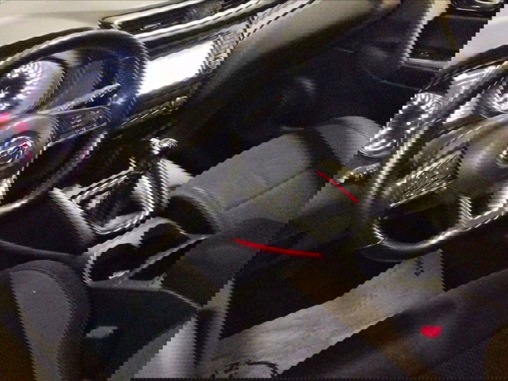 Nissan Qashqai usata a Milano (10)