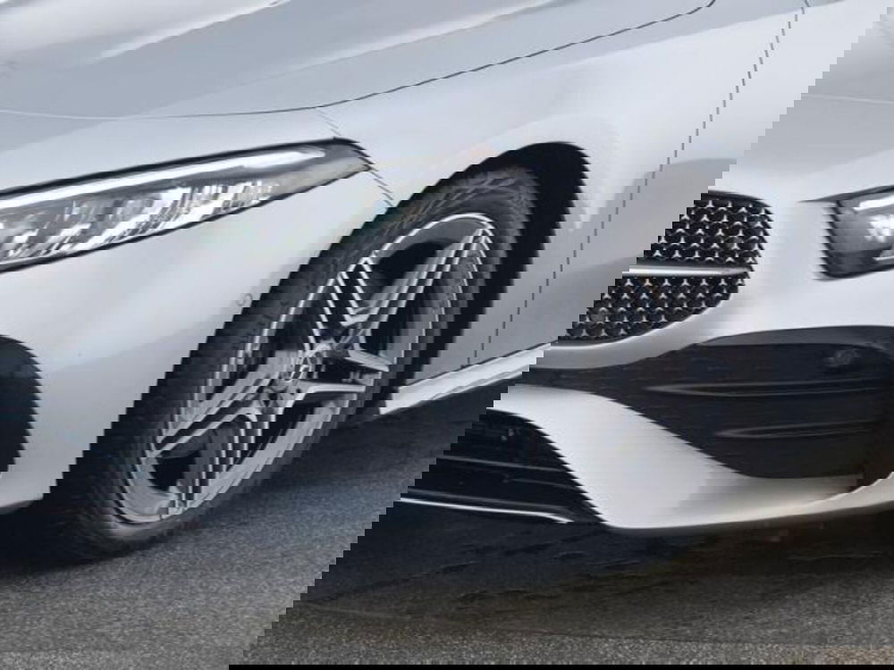 Mercedes-Benz Classe A Sedan usata a Milano (4)