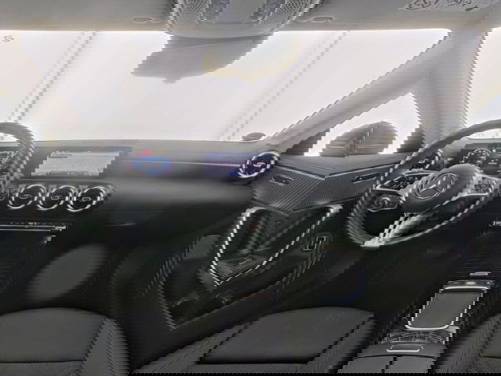 Mercedes-Benz CLA Shooting Brake usata a Milano (7)