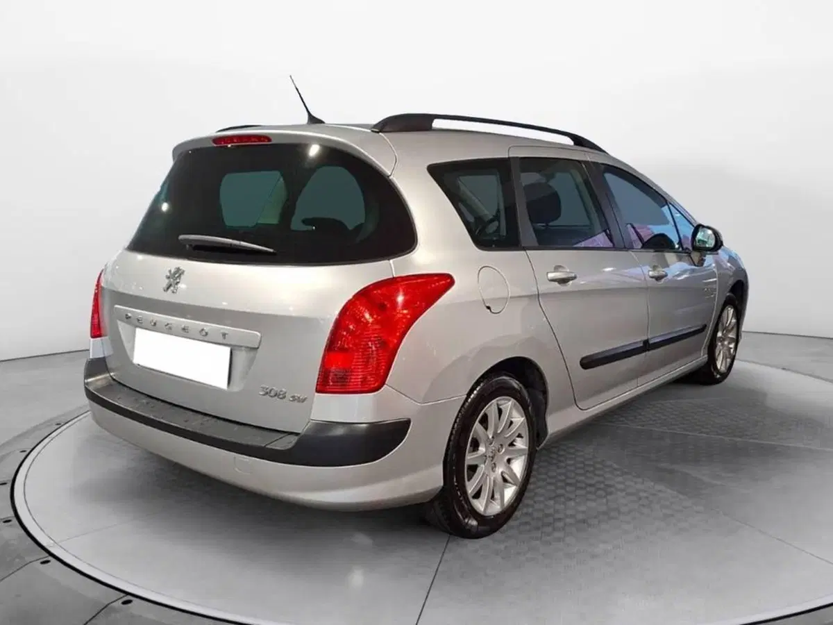 Peugeot 308 SW usata a Torino (4)