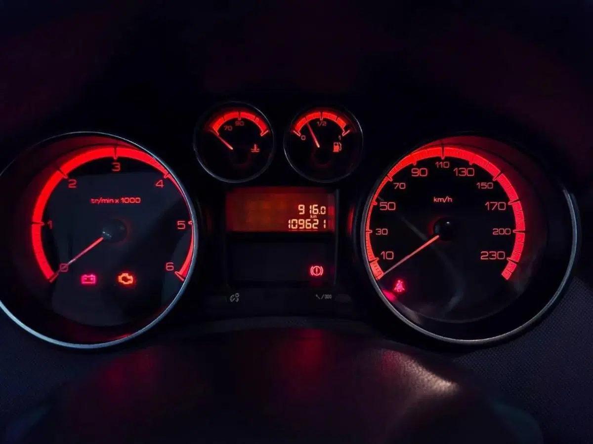 Peugeot 308 SW usata a Torino (7)