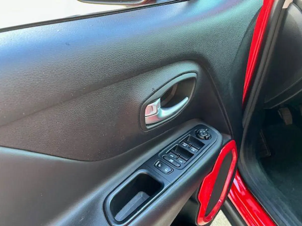 Jeep Renegade usata a Verbano Cusio Ossola (14)