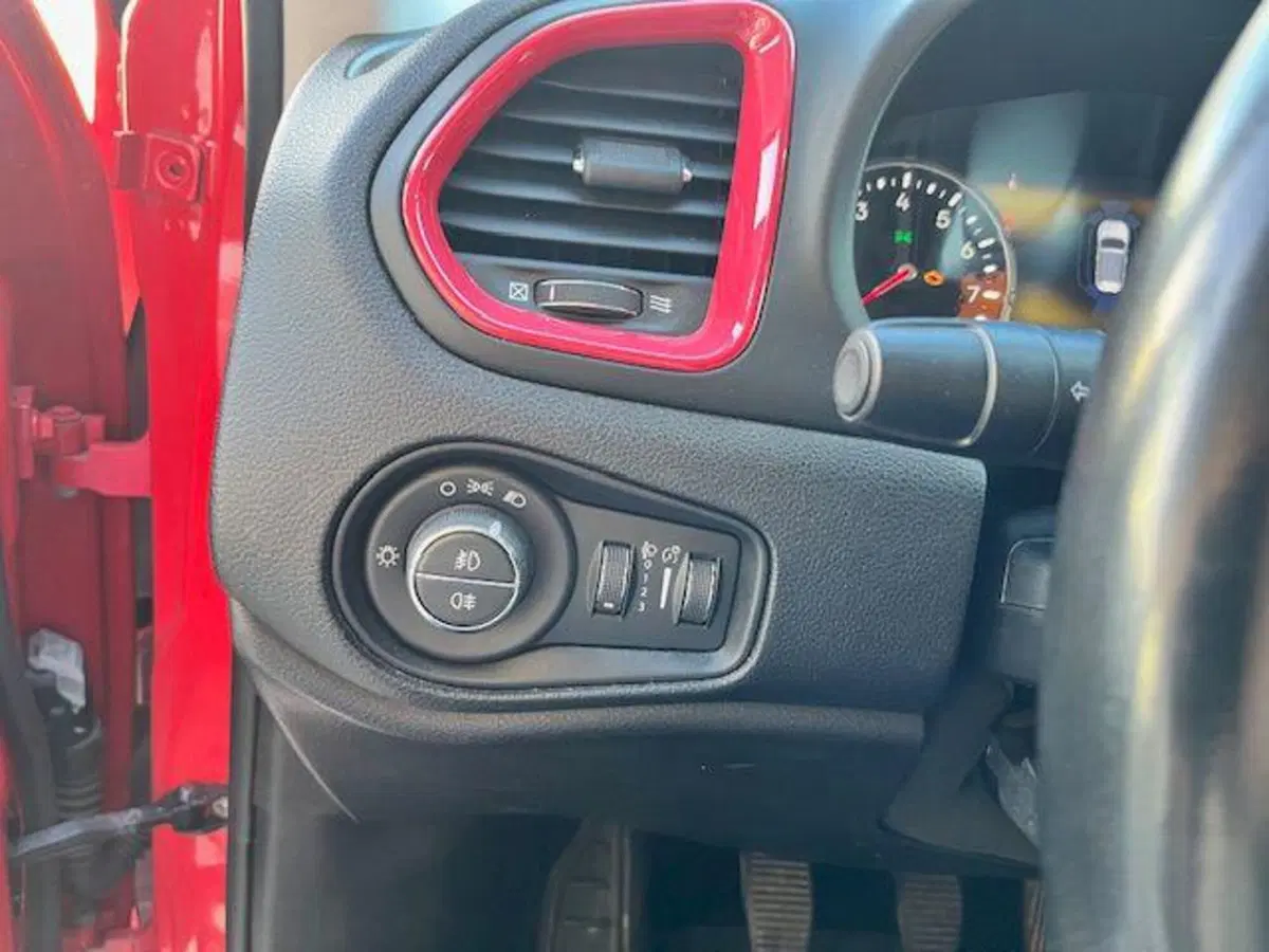 Jeep Renegade usata a Verbano Cusio Ossola (20)