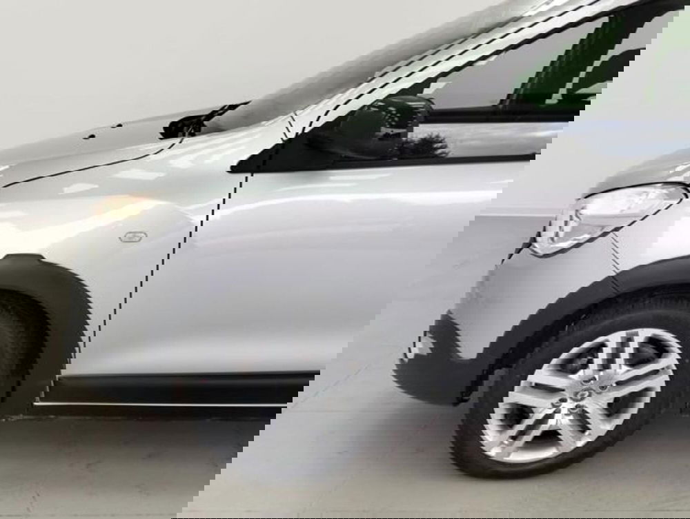 Dacia Lodgy usata a Como (11)