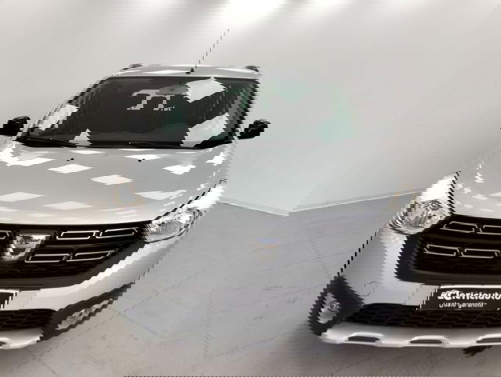 Dacia Lodgy usata a Como (8)