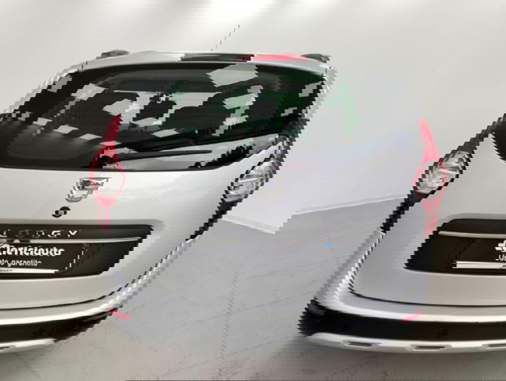 Dacia Lodgy usata a Como (9)