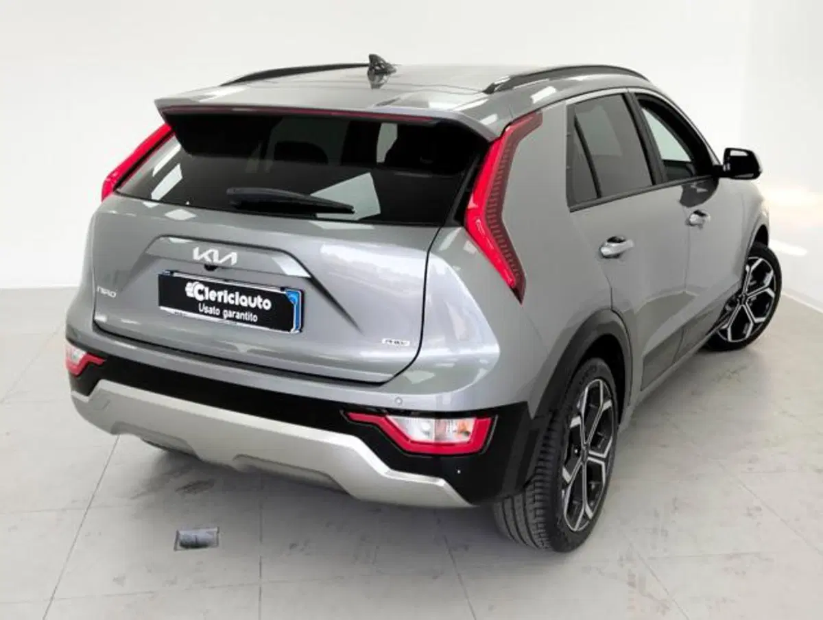 Kia Niro usata a Como (2)