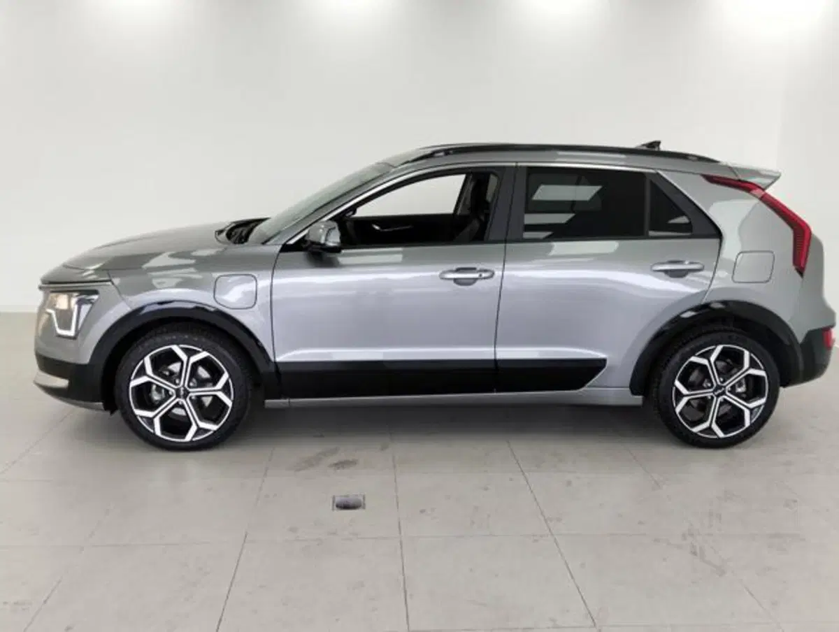 Kia Niro usata a Como (8)