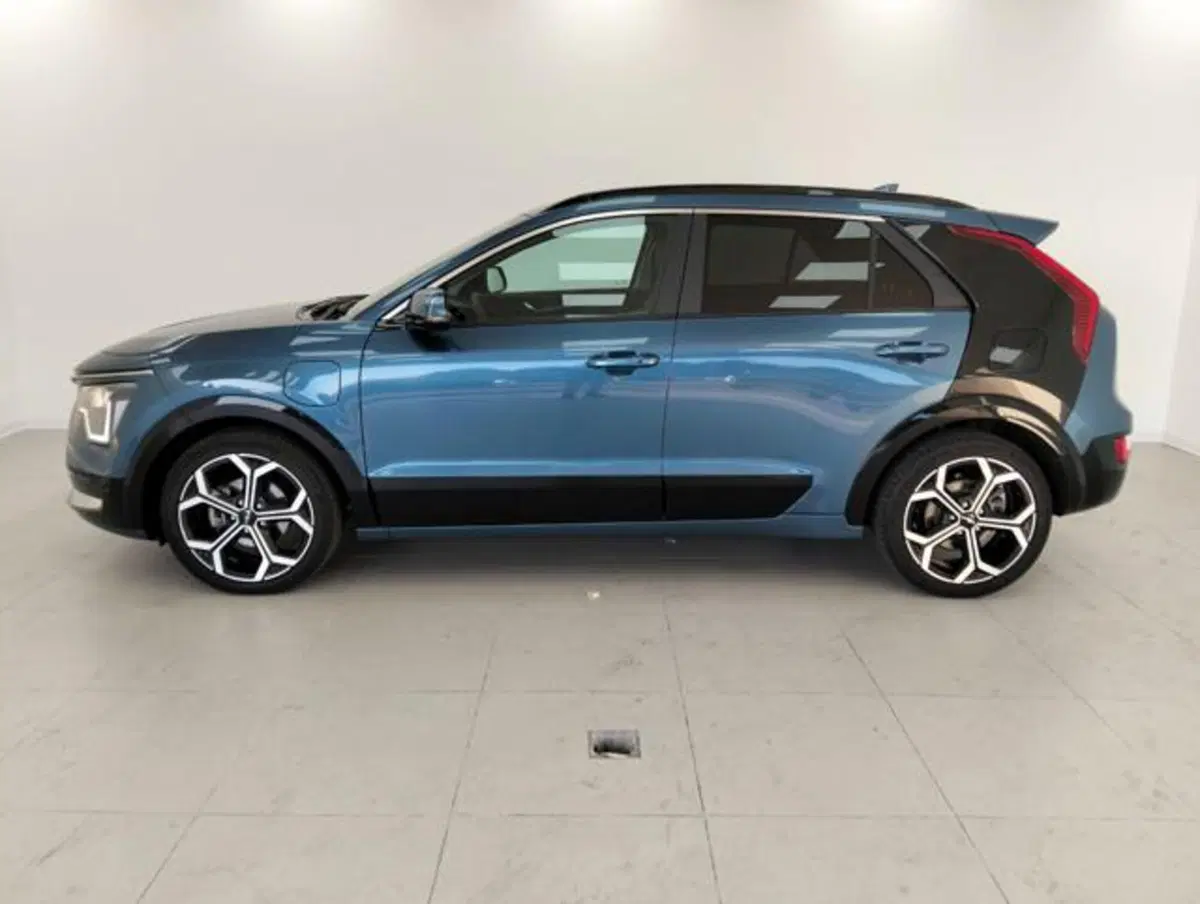 Kia Niro usata a Como (8)