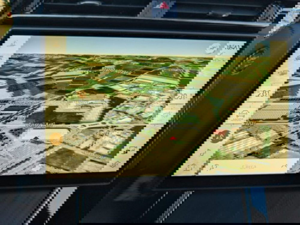 Land Rover Range Rover Velar usata a Cuneo (12)