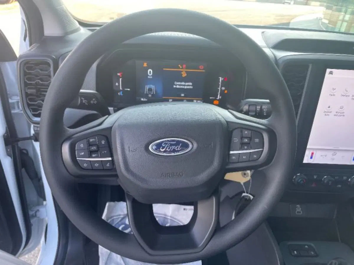 Ford Ranger Pick-up nuova a Cuneo (8)