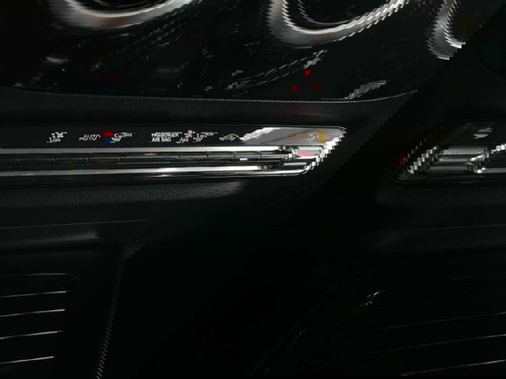 Mercedes-Benz GLA SUV usata a Verona (14)