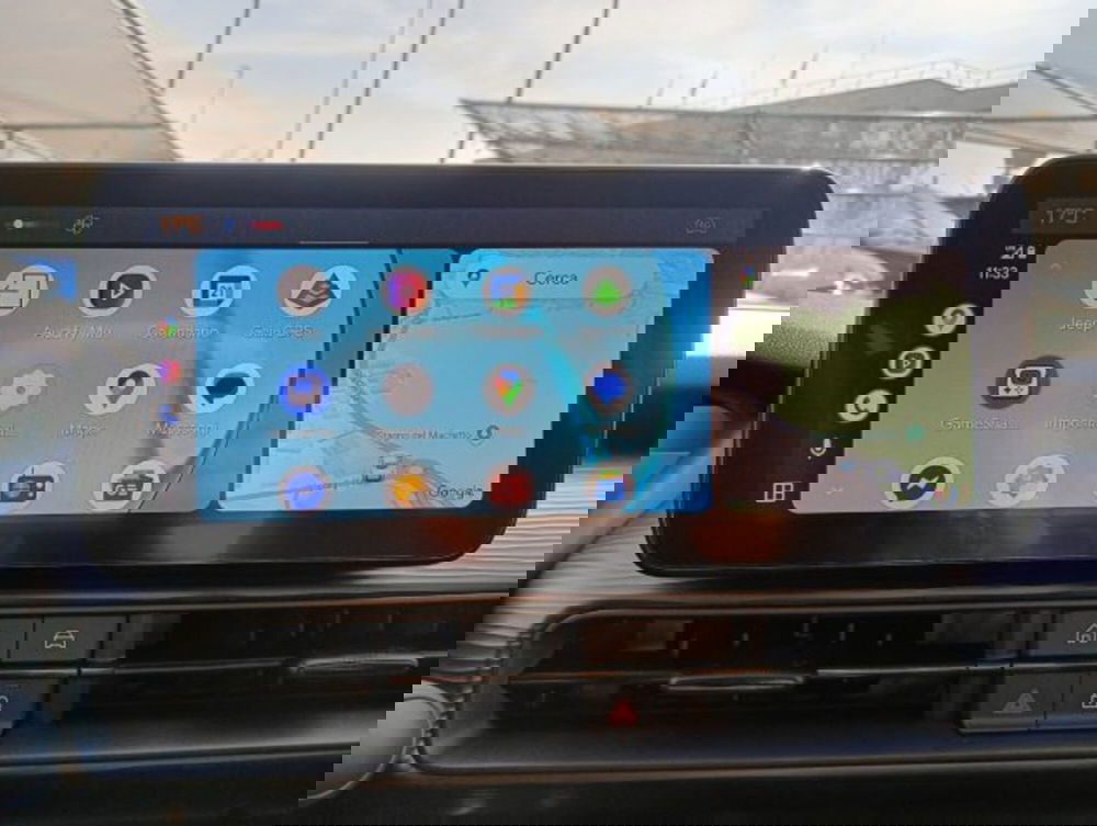 Jeep Avenger nuova a Brescia (14)