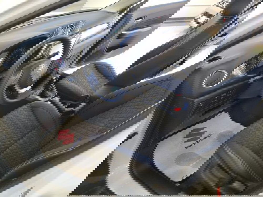 Suzuki Vitara nuova a Reggio Emilia (8)