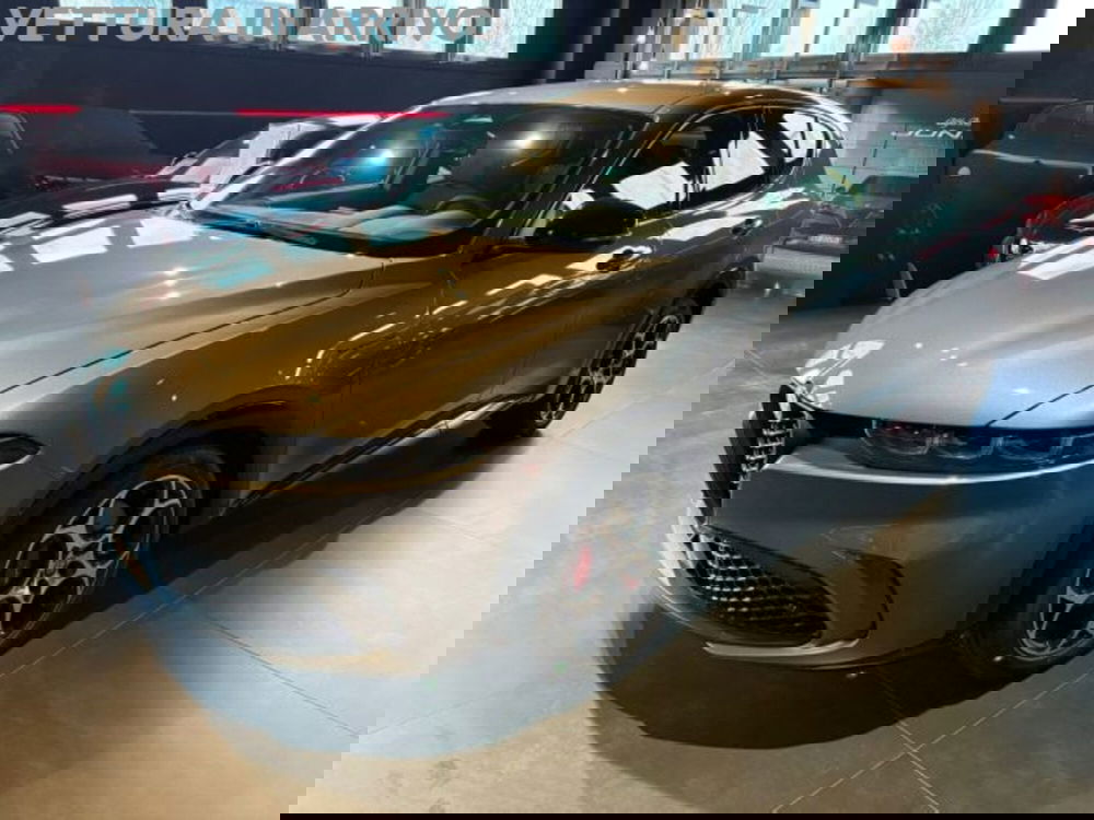 Alfa Romeo Tonale nuova a Modena (2)