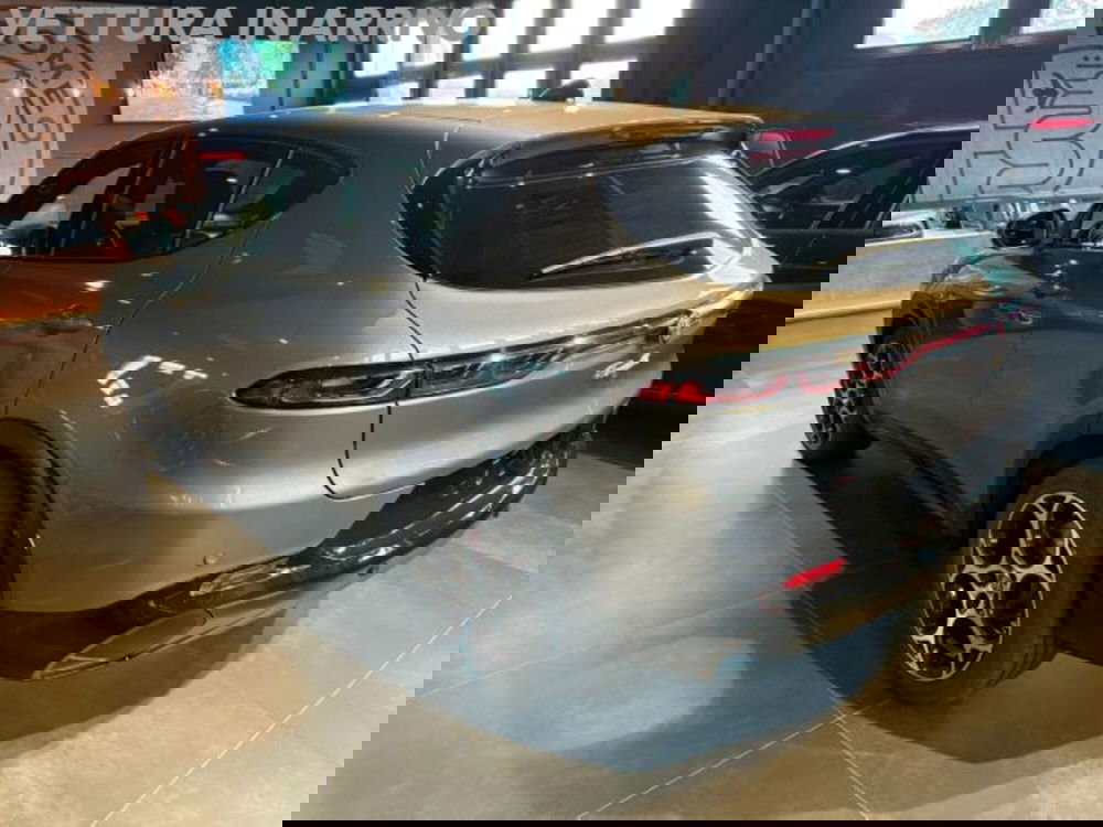 Alfa Romeo Tonale nuova a Modena (5)