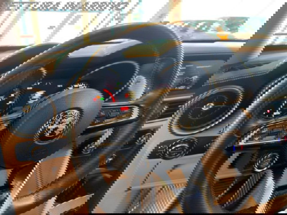 Alfa Romeo Stelvio usata a Modena (13)