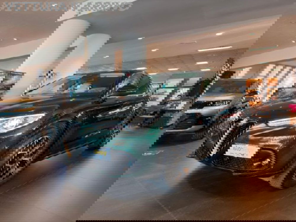 Alfa Romeo Stelvio usata a Modena (2)