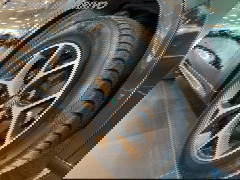 Alfa Romeo Stelvio usata a Modena (5)