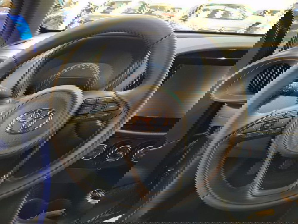 Toyota Aygo X nuova a Vicenza (10)