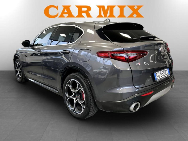 Alfa Romeo Stelvio usata a Piacenza (4)