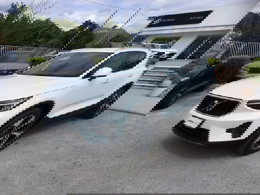 Volvo XC40 usata a Napoli (2)