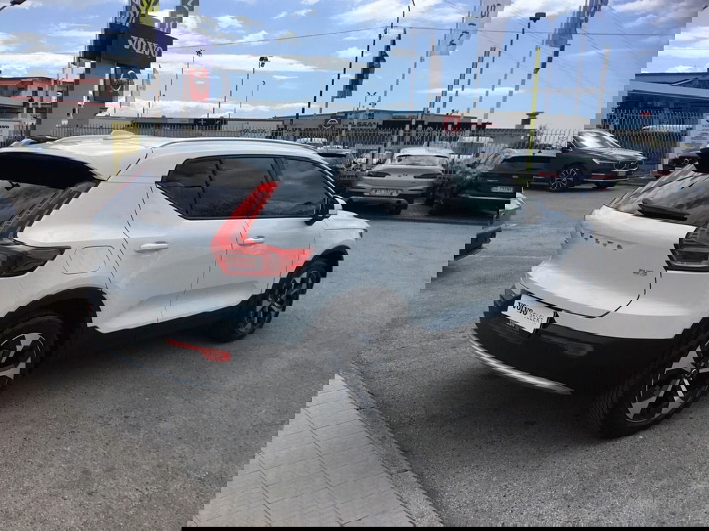 Volvo XC40 usata a Napoli (4)