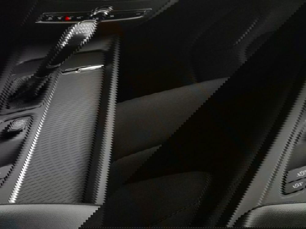 Volvo V60 usata a Modena (18)