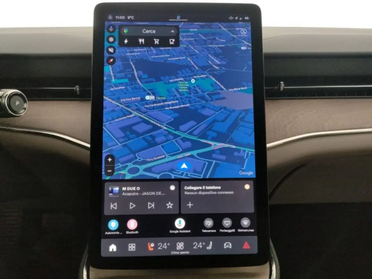 Volvo ES90 nuova a Modena (14)