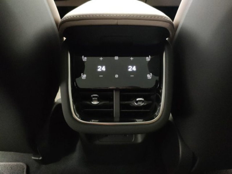 Volvo ES90 usata a Modena (20)