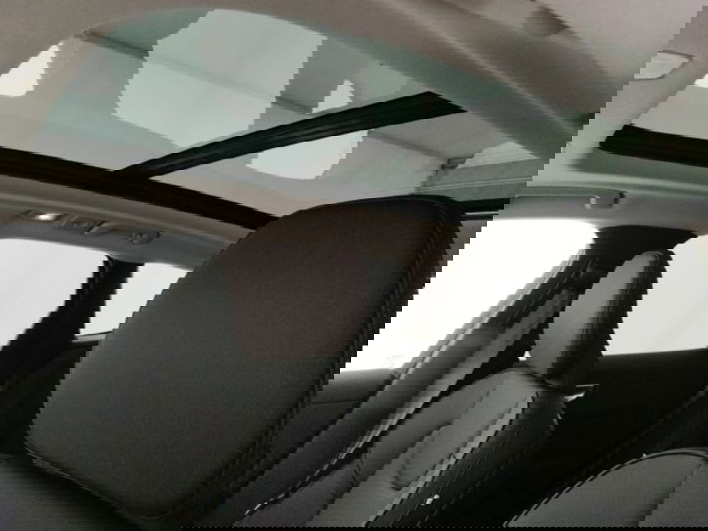 Volvo XC60 nuova a Modena (12)