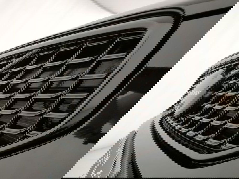 Volvo XC40 nuova a Modena (17)