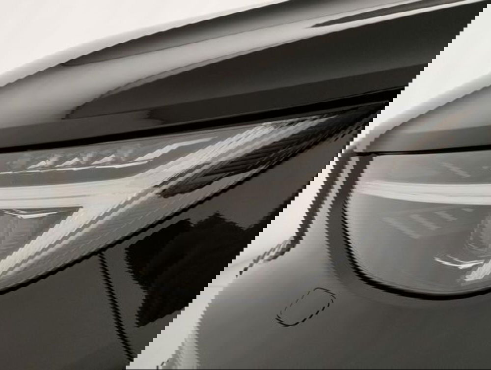 Volvo XC40 nuova a Modena (18)