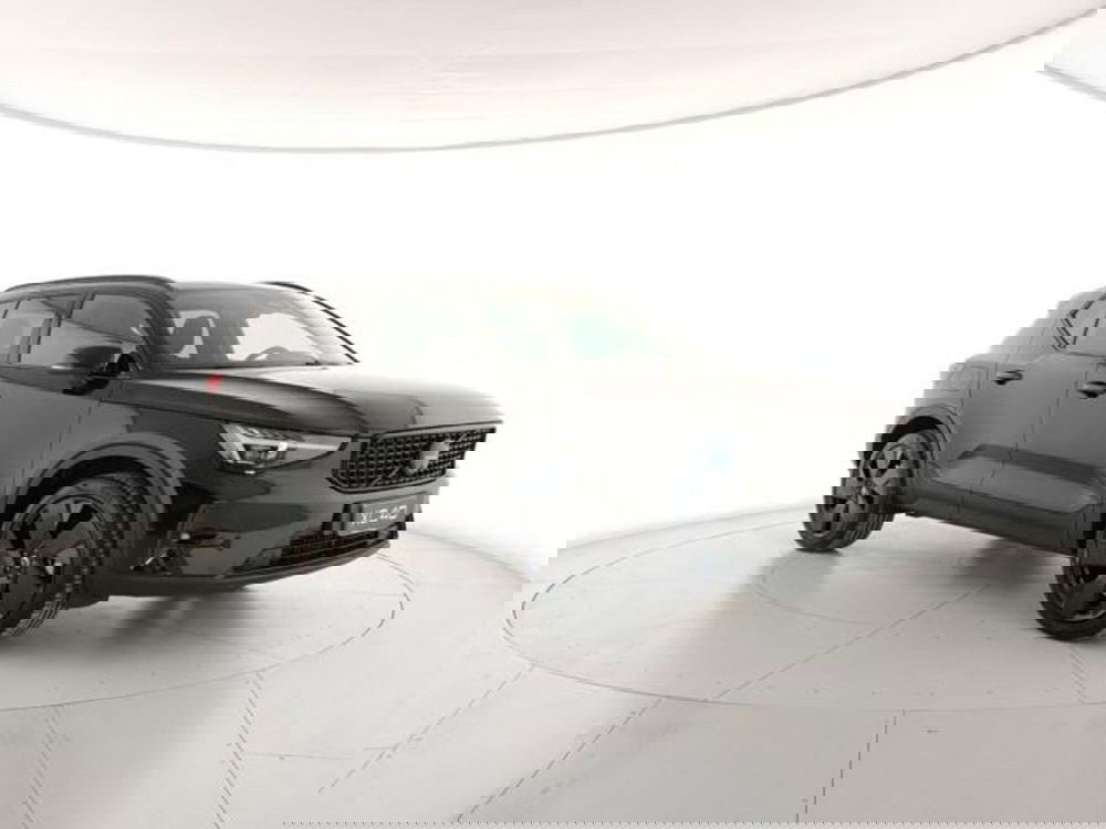Volvo XC40 nuova a Modena (6)
