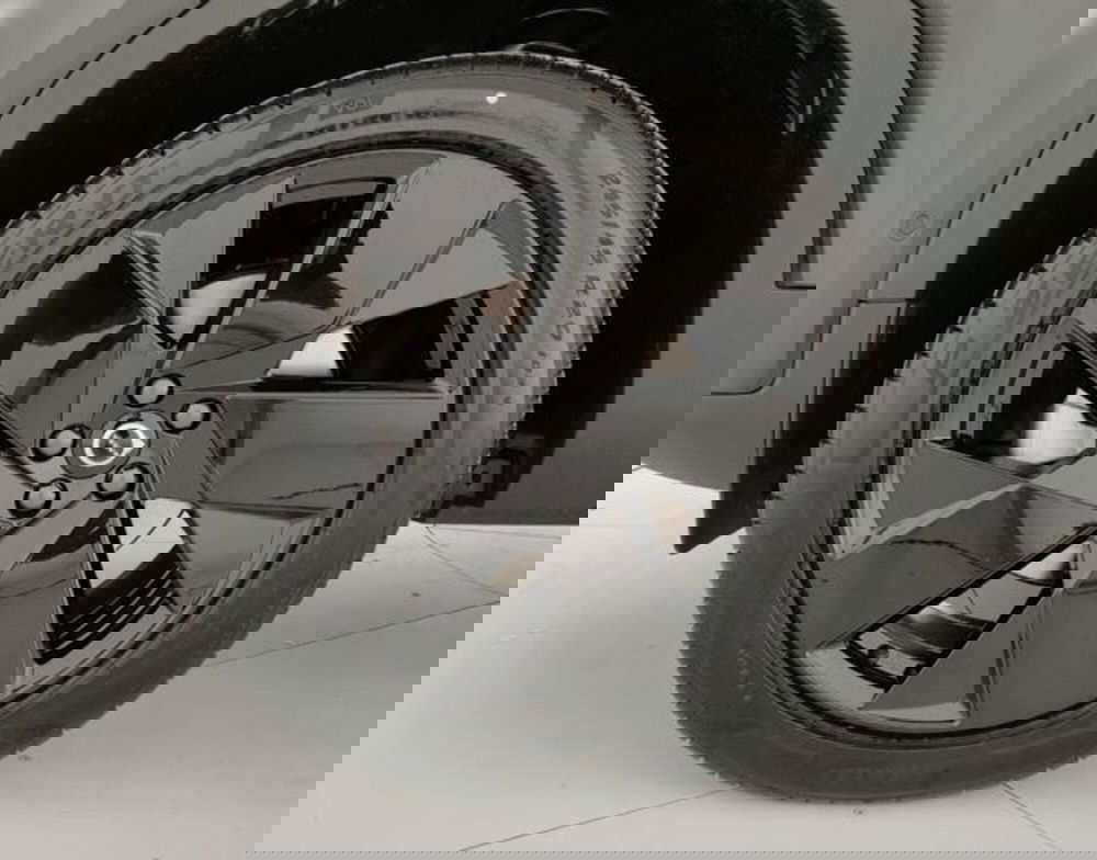 Volvo XC40 nuova a Modena (8)