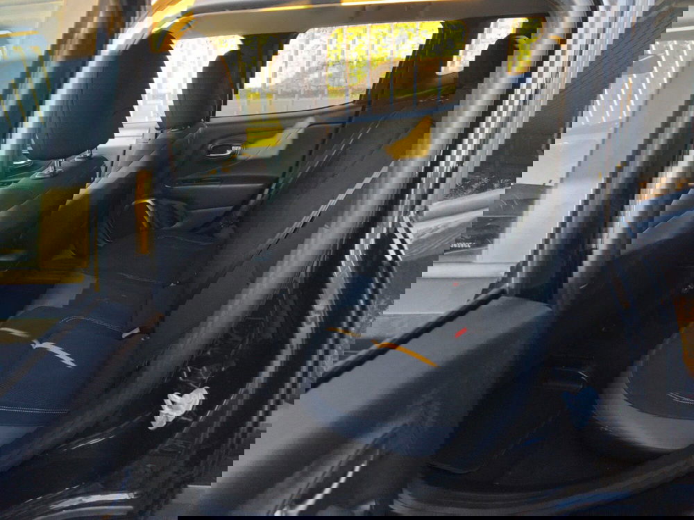 Jeep Renegade usata a Lecce (18)