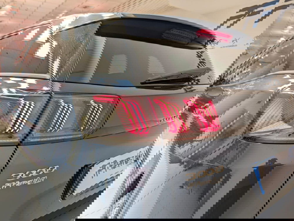 Peugeot 3008 usata a Teramo (9)