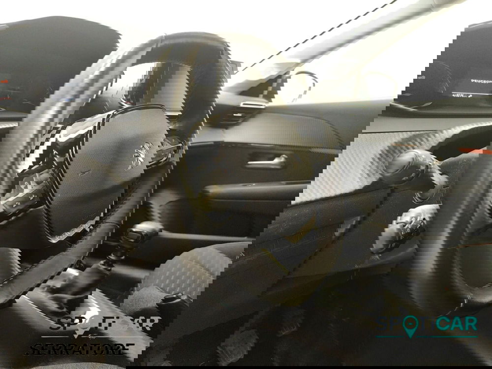 Peugeot 208 usata a Como (9)