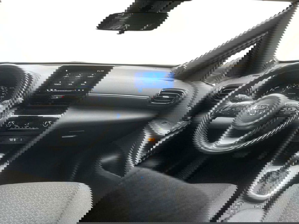 Toyota Yaris Cross usata a Lecco (8)