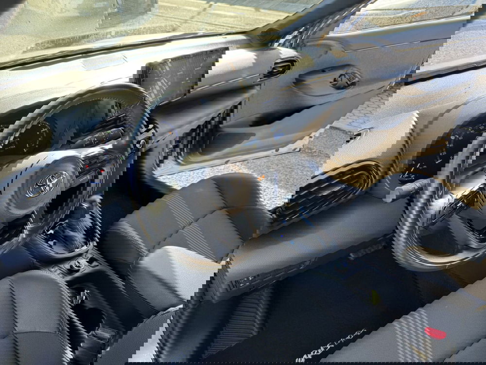 Toyota Yaris Cross usata a Como (10)