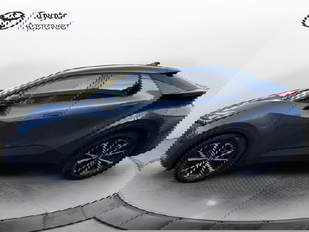Toyota Toyota C-HR usata a Como (3)