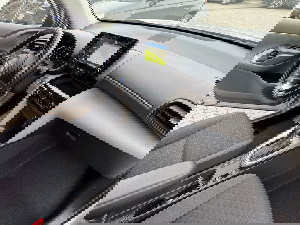 Toyota Yaris Cross usata a Como (5)