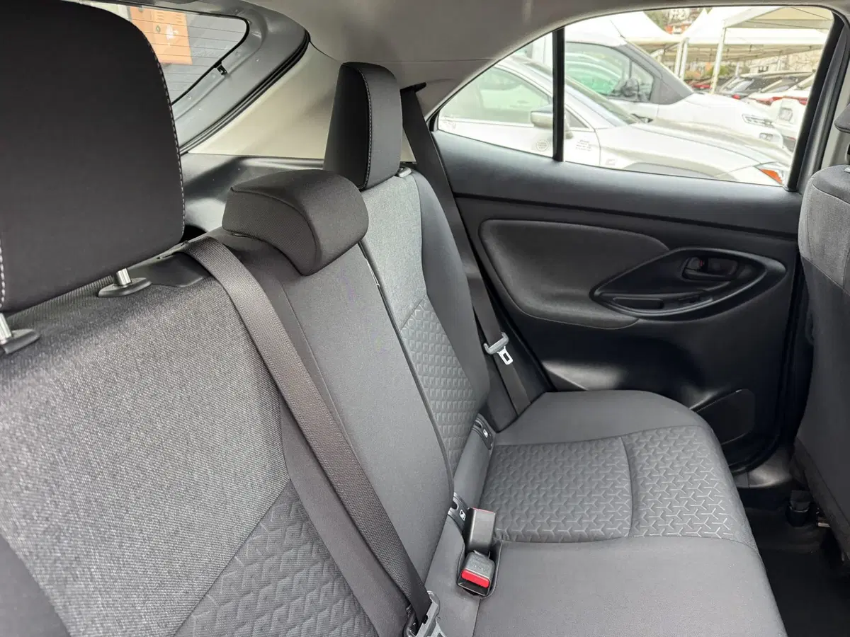 Toyota Yaris Cross usata a Como (6)