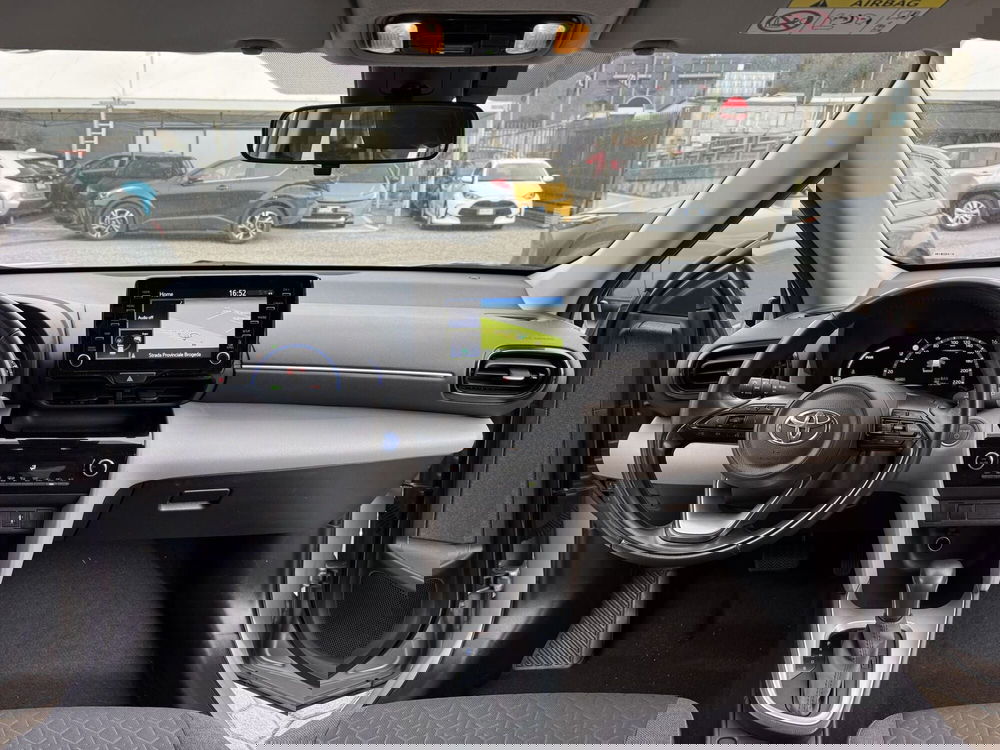 Toyota Yaris Cross usata a Como (7)