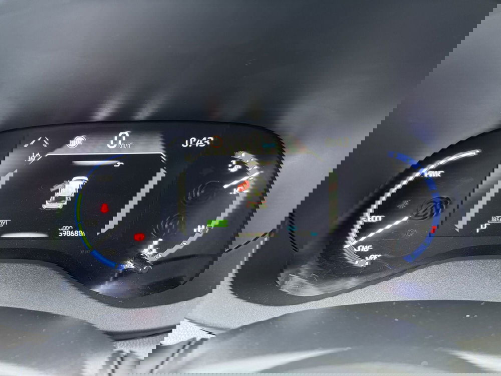 Toyota Yaris Cross usata a Como (10)