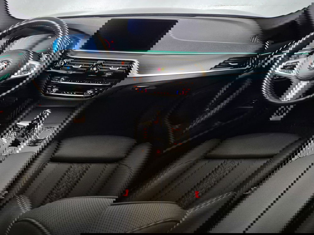 BMW Serie 5 Touring usata a Torino (9)